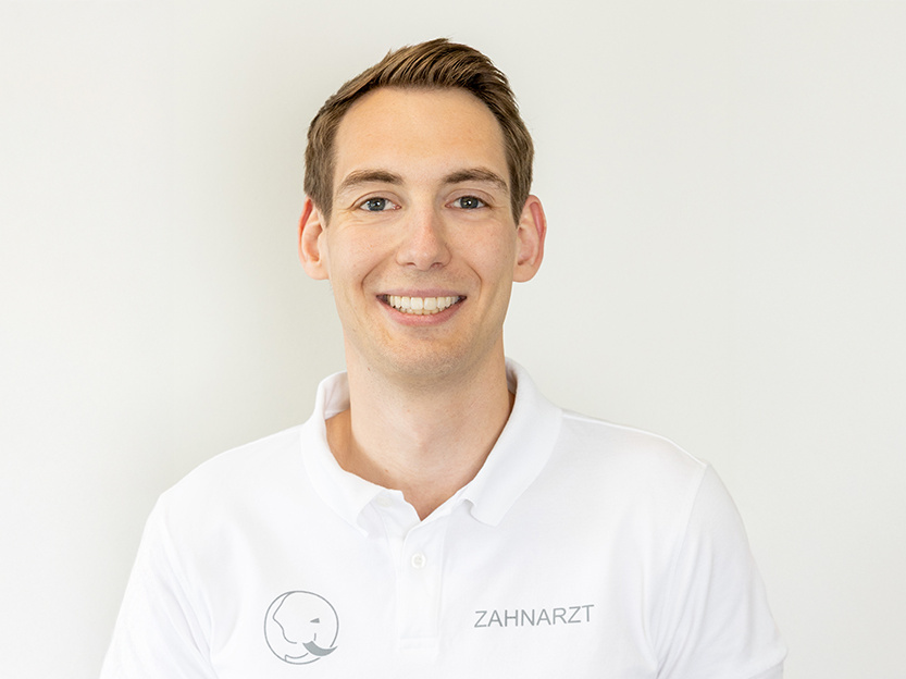 Dr. Christoph Bömelburg, Zahnarzt und Ihr Spezialist für Endodontie (Wurzelbehandlung) in Köln.
